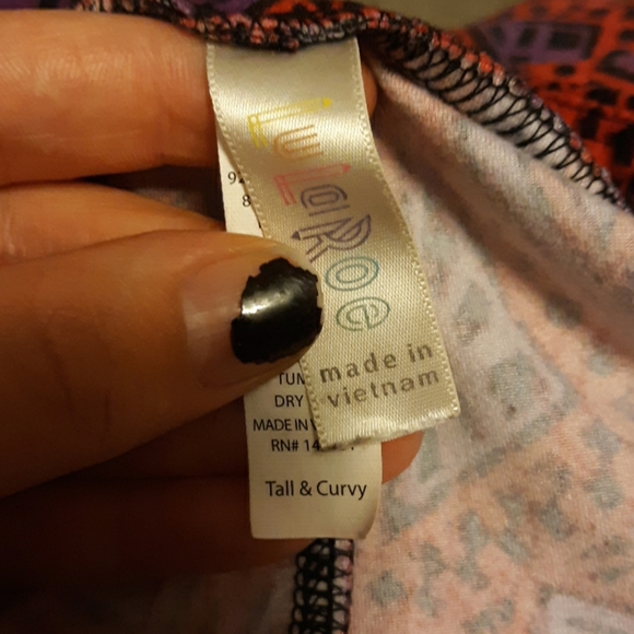 LuLaRoe leggings. T&C - Picture 3 of 3